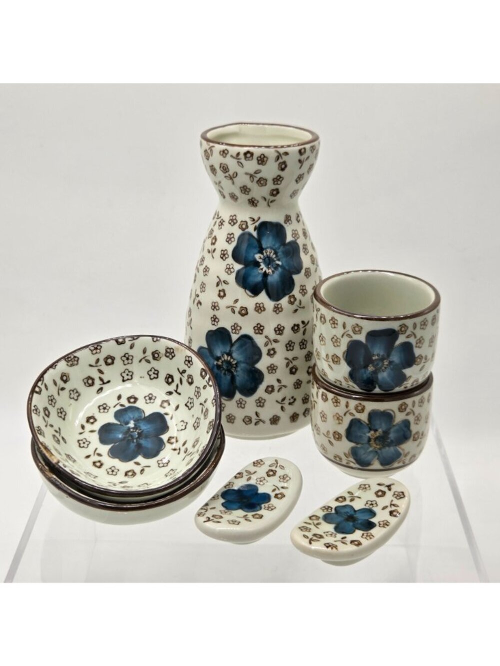 Japanese Import 7 Piece Sake Set Carafe 2 Sake Cup 2 Side Bowls 2 Chopstick Rest - Picture 2 of 11